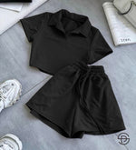 Ženski crni komplet majica i šorts elegantan i minimalistički stil
